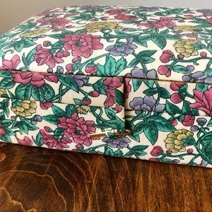 VINTAGE Floral Jewelry Box